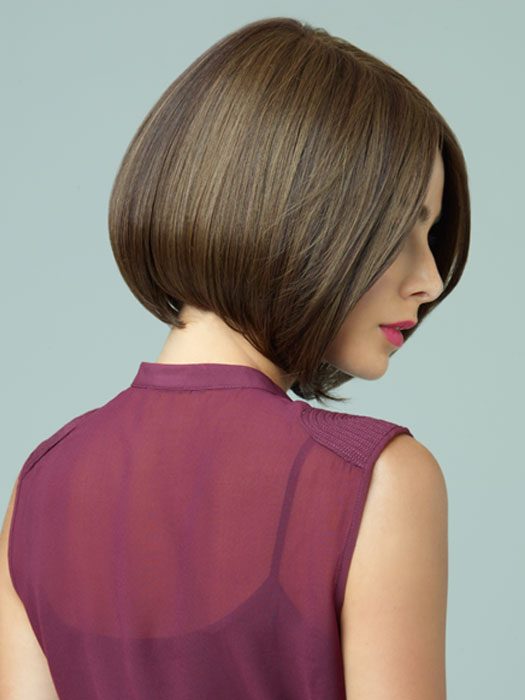 A-Line Bob (Side view) - Short Hairstyles for Round Faces